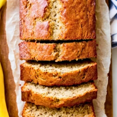 Best easy banana bread with moist texture and rich flavor