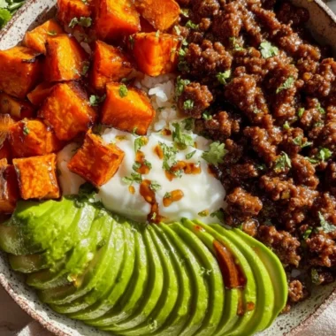 High-protein beef bowls with fresh vegetables and grains