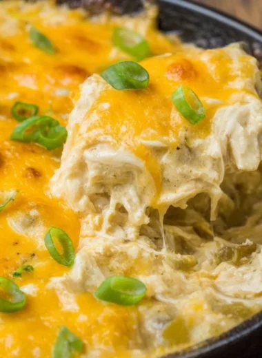 One Pan Keto Green Chili Chicken dish with vibrant green chilies and fresh ingredients