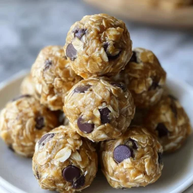 No-bake peanut butter energy bites recipe for a healthy snack